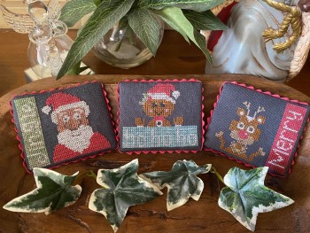 Merry And Bright-Frog Cottage Designs